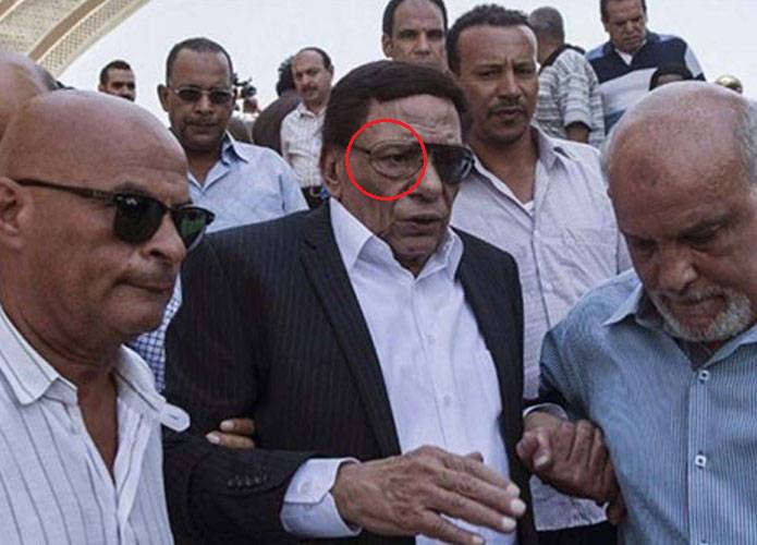 عادل إمام يتعرض لموقف محرج في جنازة نور الشريف