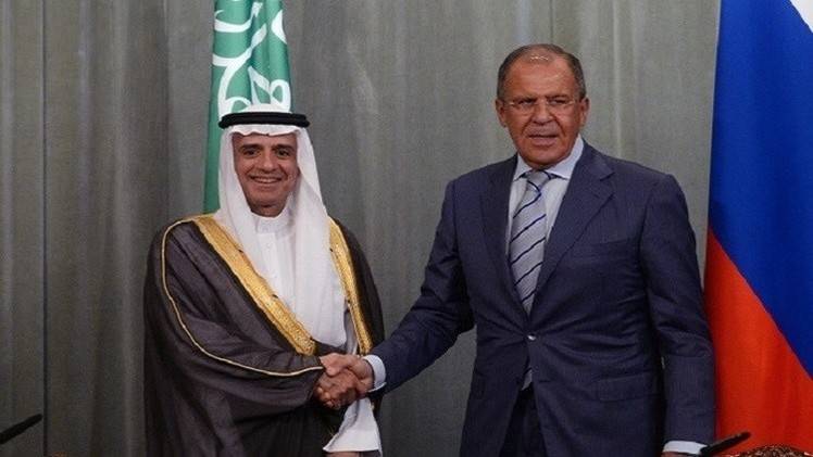 لماذا أخفقت موسكو في جمع ظريف والجبير على طاولة واحدة؟