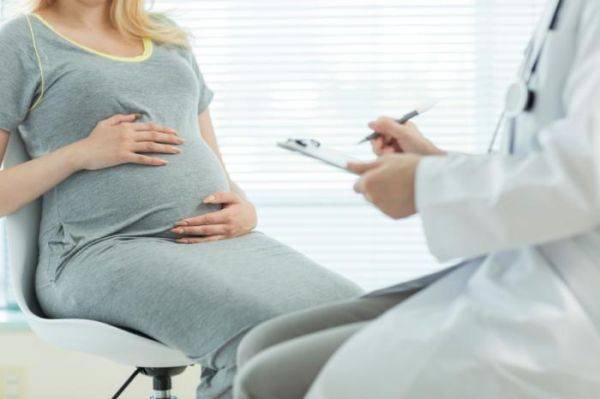 دفع أجرة الطبيب النسائي والتاكسي ورحل غاضباً... لماذا؟