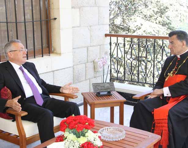 فتفت زار الراعي في الديمان:
عون مُمكن أن يكون «أوتوستراداً»