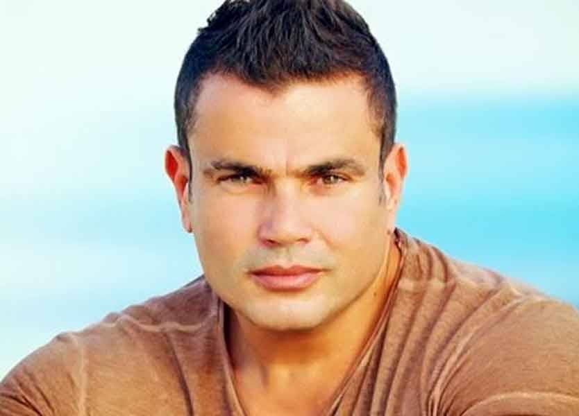 عمرو دياب يعتذر من جمهوره