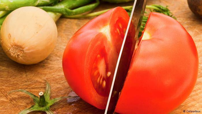قشرة الطماطم تحتوي على مادة هامة تقي من الأمراض