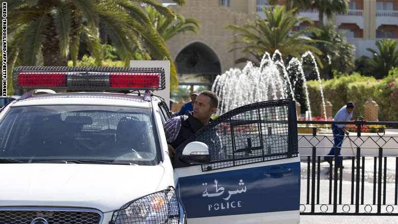 تونس.. تفكيك خلية لـ"داعش" ومقتل جزائري "قاعدي" وإصابة 4 جنود بانفجار لغم أرضي
