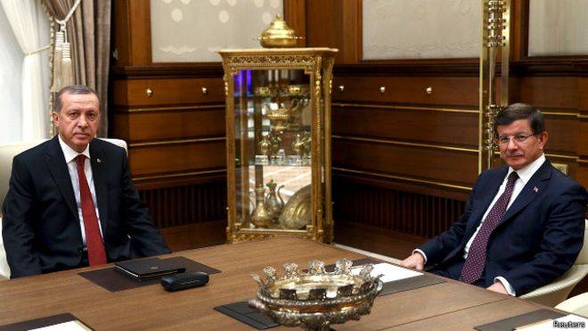 اقتراح إجراء انتخابات مبكرة في تركيا في الأول من نوفمبر