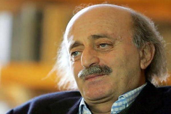 جنبلاط يتهم بو صعب بالعنصرية... والأخير يرد