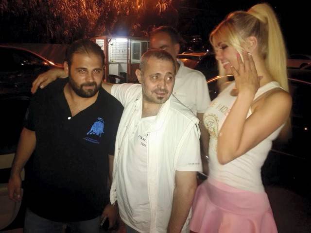 بالصورة.. الوسوف لكلينك: "شو هيدا ياللي مش لابستي"!