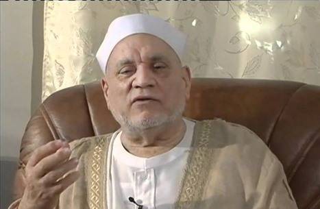 عضو بهيئة علماء مصر: إبراهيم عيسى زنديق لسبه الصحابة (فيديو)