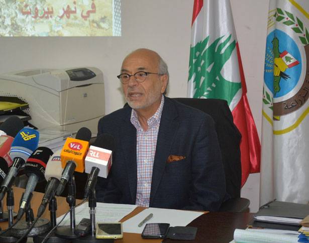 عقد مؤتمراً صحافياً حول ملف النفايات
شهيّب : طفح الكيل... وهناك مخاطر
على الثروة الحرجيّة من الحرائق بسبب رمي النفايات
