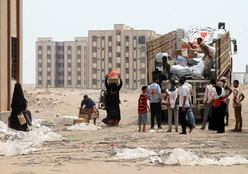 مقتل 13 مدرسا واربعة اطفال في غارة للتحالف العربي في اليمن