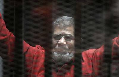 مرسي قبض من قطر 200 مليون دولار