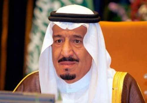 هذا القصف الدموي لطيران التحالف السعودي لليمن يجب ان يتوقف فورا فالضحايا من الابرياء.. ولم تعد هناك اهداف يتم ضربها.. وما الفرق بين صواريخ الطائرات السعودية وبراميل النظام السوري اجيبونا في فضلكم؟