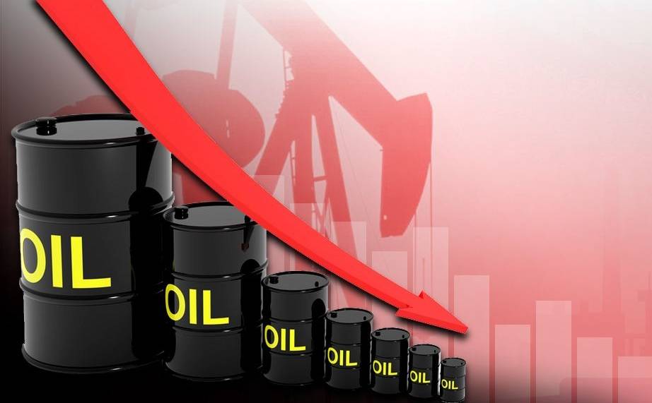 أسواق النفط تفقد 5% وتعود الى مستويات 2009