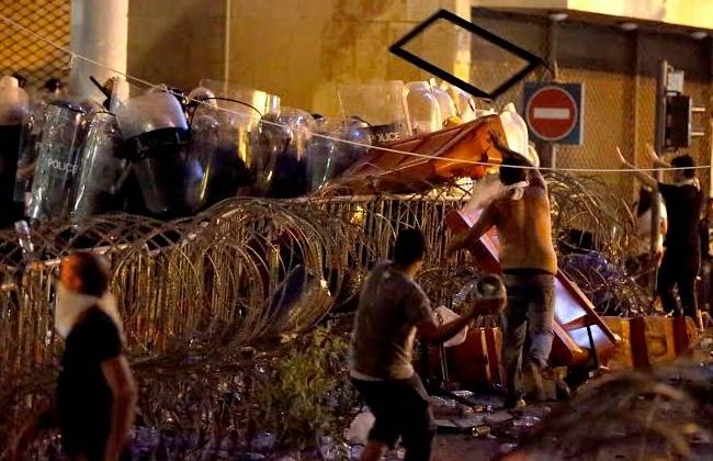 الوطني الحر يتهم أمل بتعطيل مظاهرات بيروت