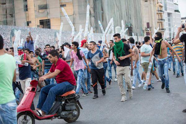 لبنان: "طلعت ريحتكن" ترجئ اعتصامها بعد اكتشاف مندسين