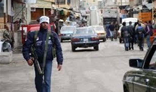 اشتباكات عين الحلوة تواصلت ليلا بالرغم من محاولات وقف اطلاق النار