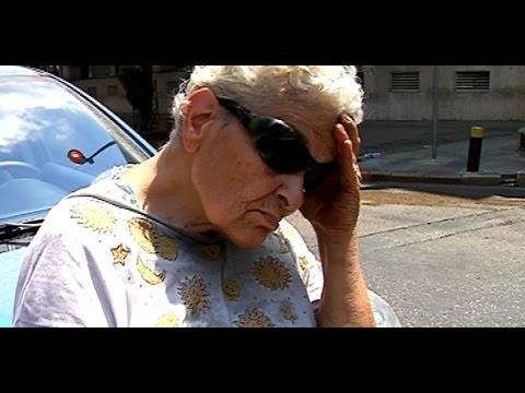 بالفيديو: في شارع الحمرا مواطنة مجهولة تحوّلت الى شرطية سير