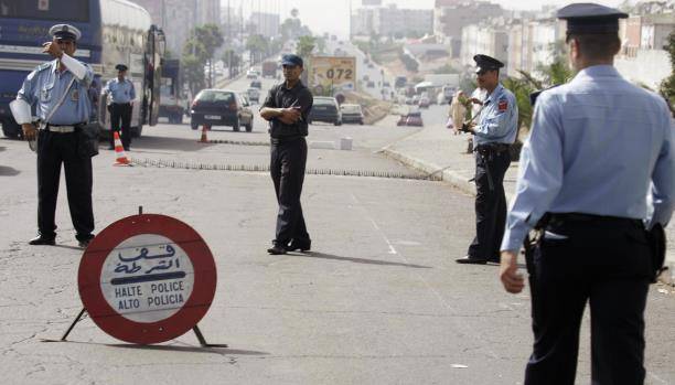 تفكيك شبكة إرهابية من 13 عنصراً موالية لـ