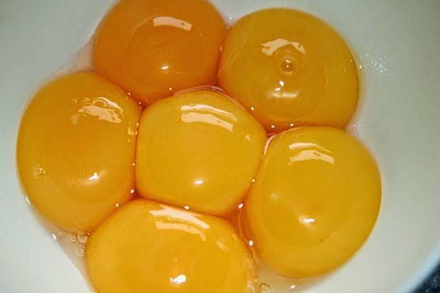 حقائق خطيرة ورائعة عن صفار البيض!