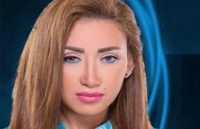 اعلامية مصرية تثير الجدل باستضافتها دجالا متهم بمعاشرة امرأة لعلاجها