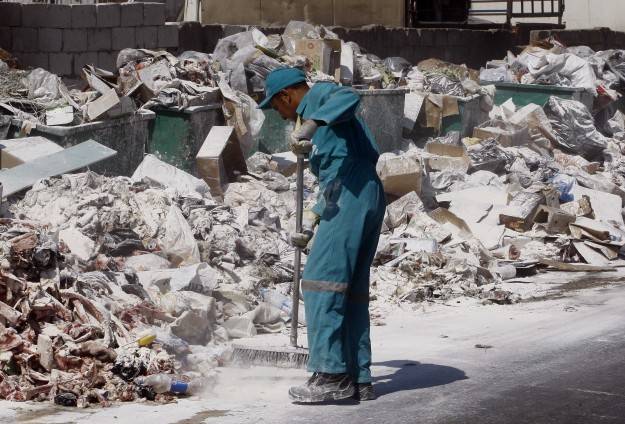 لبنان تطلب مساعدة تركيا في حل أزمة النفايات