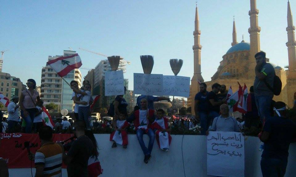 صور: مسيرة حاشدة من حملة 