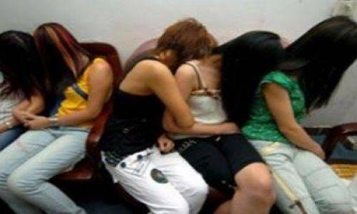 واخيراً تمت مداهمة شقة للممارسة الجنس الجماعي