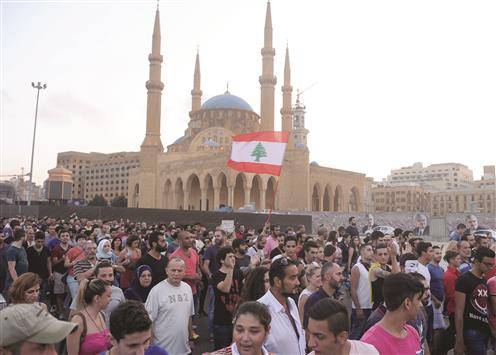 الأجهزة الأمنية تبحث عن هوية المشاغبين