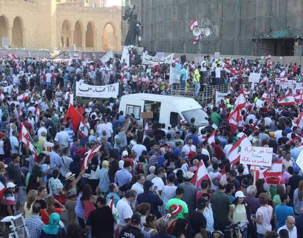 إحساس وطني بحضور بشري مشكور