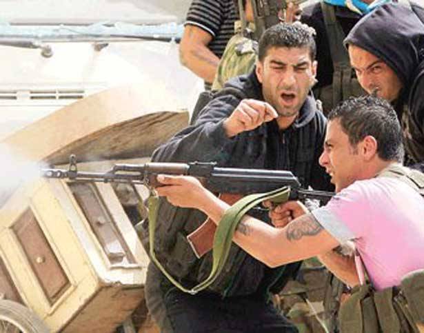 حصر «حزام النار» داخل عين الحلوة