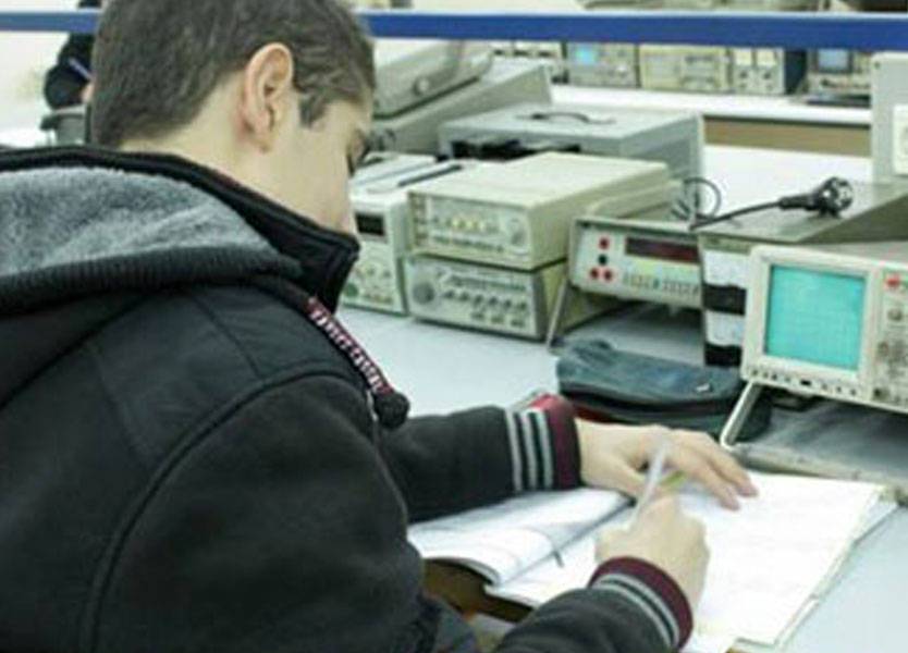 تحذير: ساعات العمل الطويلة تتسبب بالسكتة الدماغية