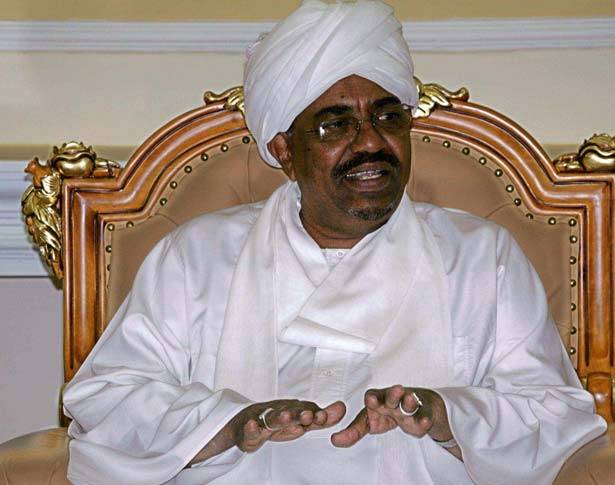 البشير سيزور الصين
رغم مذكرة دولية باعتقاله