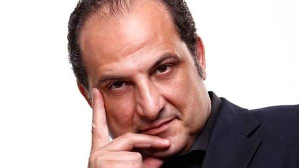 معركة إعلامية بين خالد الصاوي وفلكي شهير تنبأ بوفاته