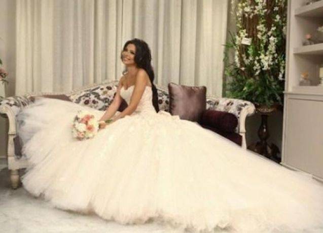 بالصور: نادين نجيم تنشر صور زفافها للمرة الأولى