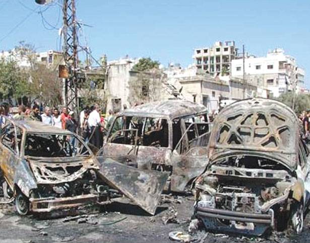 «مسيحيو القريتين» يدفعون «الجزية» بعد تخييرهم بينها وبين اعتناق الاسلام
عشرات القتلى والجرحى بانفجار سيارة في اللاذقية وقصف على دمشق