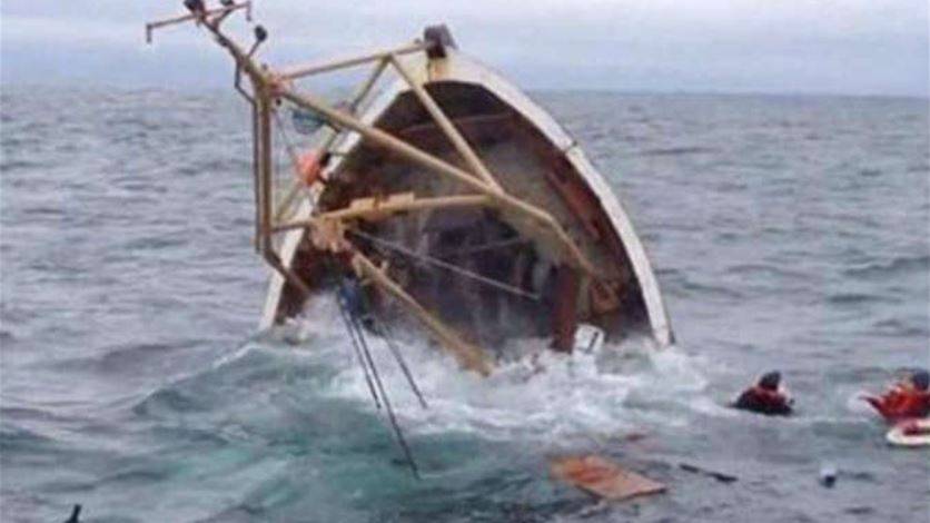 غرق زورق قبالة ماليزيا وعلى متنه 100 شخص
