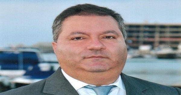 السباق بين الحراك والحوار والاحتكار