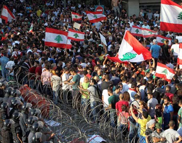 هل يلحق لبنان بركب شعوب «الثورات العربية»