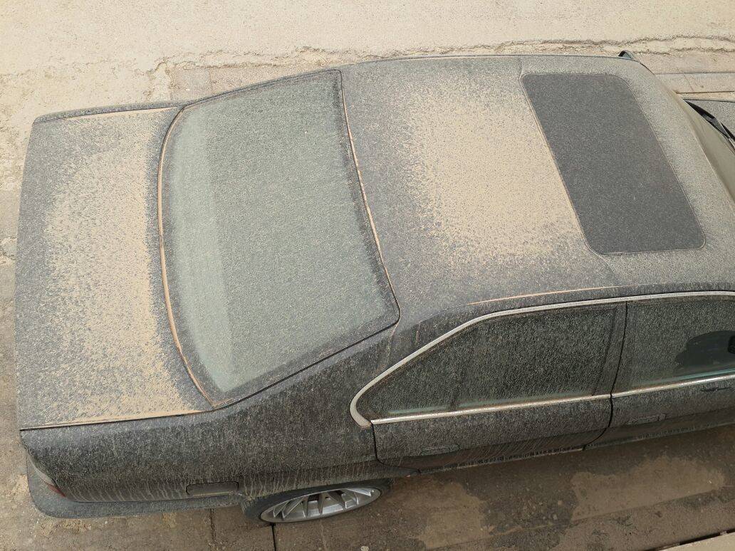 65 حادث سير بسبب العاصفة الرملية