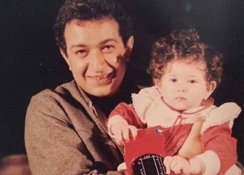 ماذا فعلت مي نور الشريف على فايسبوك؟