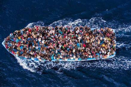 400 ألف شخص سيعبرون المتوسط نحو أوروبا