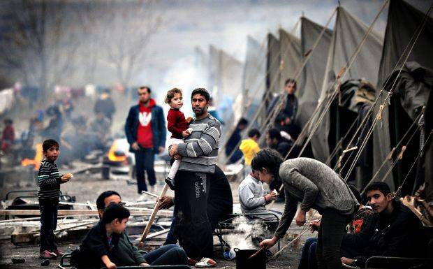 للتاريخ..عام 1990 السوريون استقبلوا اللاجئين الكويتيين لكن عام 2015 الخليج رفض اللاجئين السوريين!