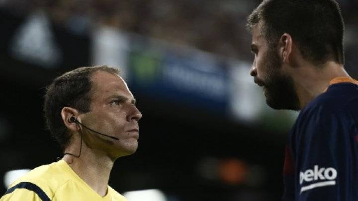 نقل المباراة الودية بين إسبانيا وإنكلترا من مدريد لأليكانتي بسبب جيرار بيكيه