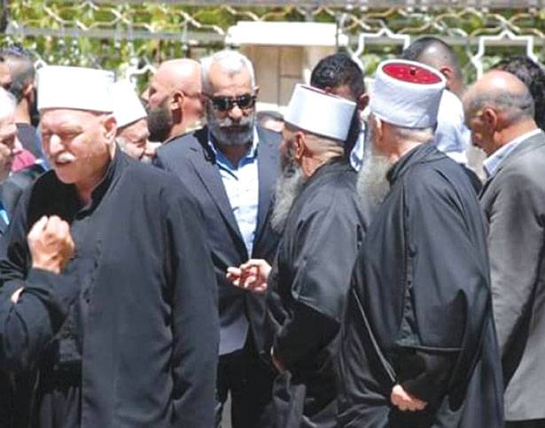 تشييع جثمان البلعوس في السويداء
جنبلاط يتقبل التعازي الخميس في دار الطائفة - بيروت