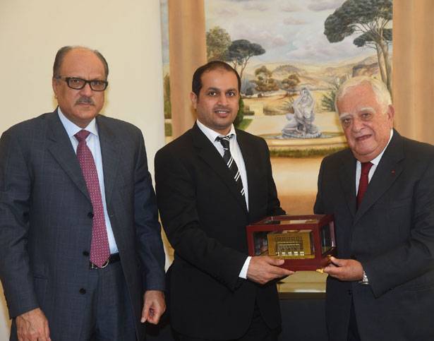 سفير الامارات زار اتحاد الغرف العربيّة
القصار : الإمارات لم تبخل يوماً في مُساعدة اشقائها