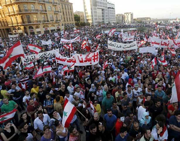 هل ينجح الحراك في ضبط ايقاع طاولة الحوار؟