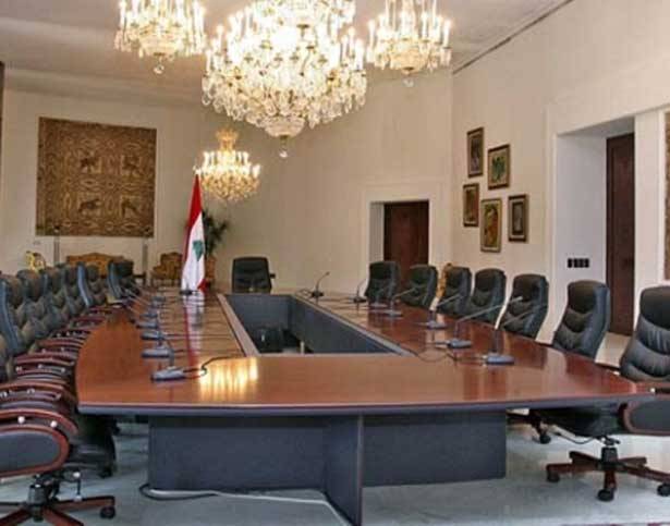 مبادرة عونية و«رفض مستقبلي»