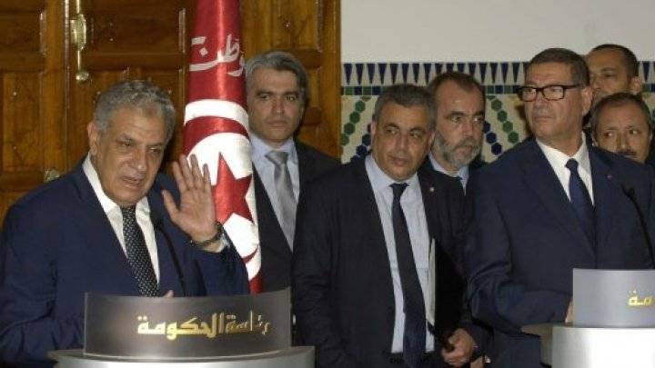 رئيس وزراء مصر ينسحب "غاضبا" من مؤتمر صحفي في تونس بسبب سؤال