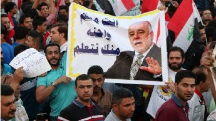 العراق: رئيس الوزراء يعزل 123 مسؤولا رفيعا في وزارات مختلفة