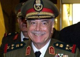 العماد مصطفى طلاس سيعود الى سوريا ويسكن في مزرعته