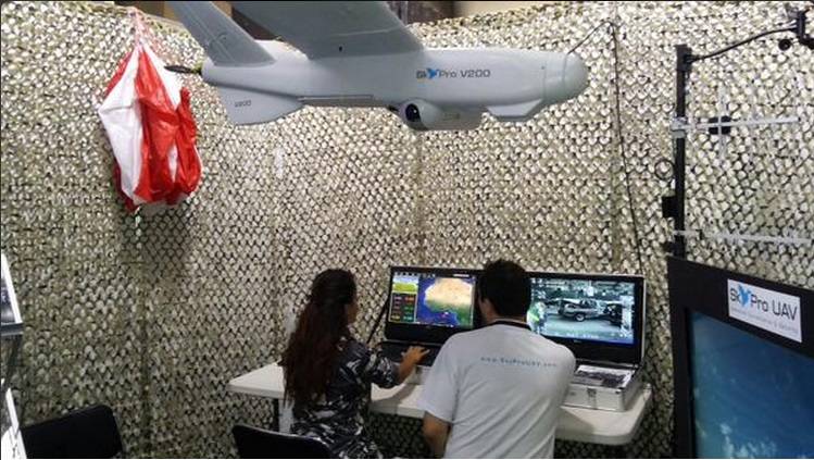 بالصور: طائرة استطلاع (Sky Pro UAV) دون طيار لبنانية الصنع